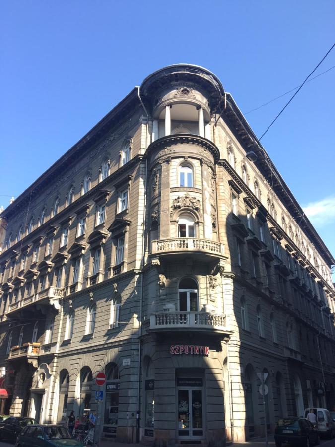 City Centre Loft Next To Synagogue Lägenhet Budapest Exteriör bild